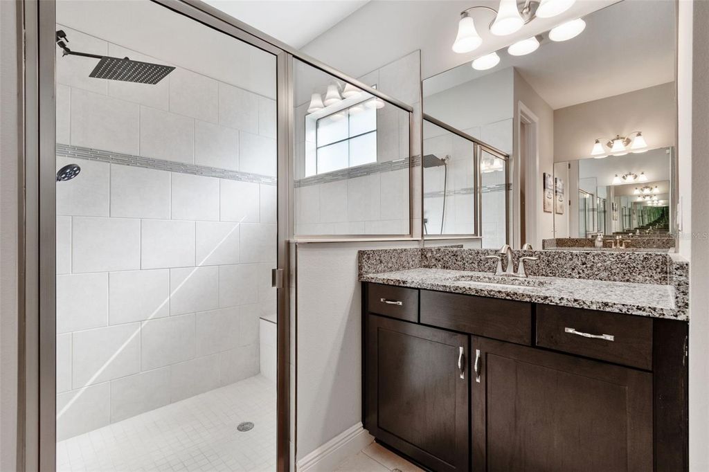 Image 28 of property listing at 12453 HORSESHOE BEND DRIVE, Lithia, FL 33547