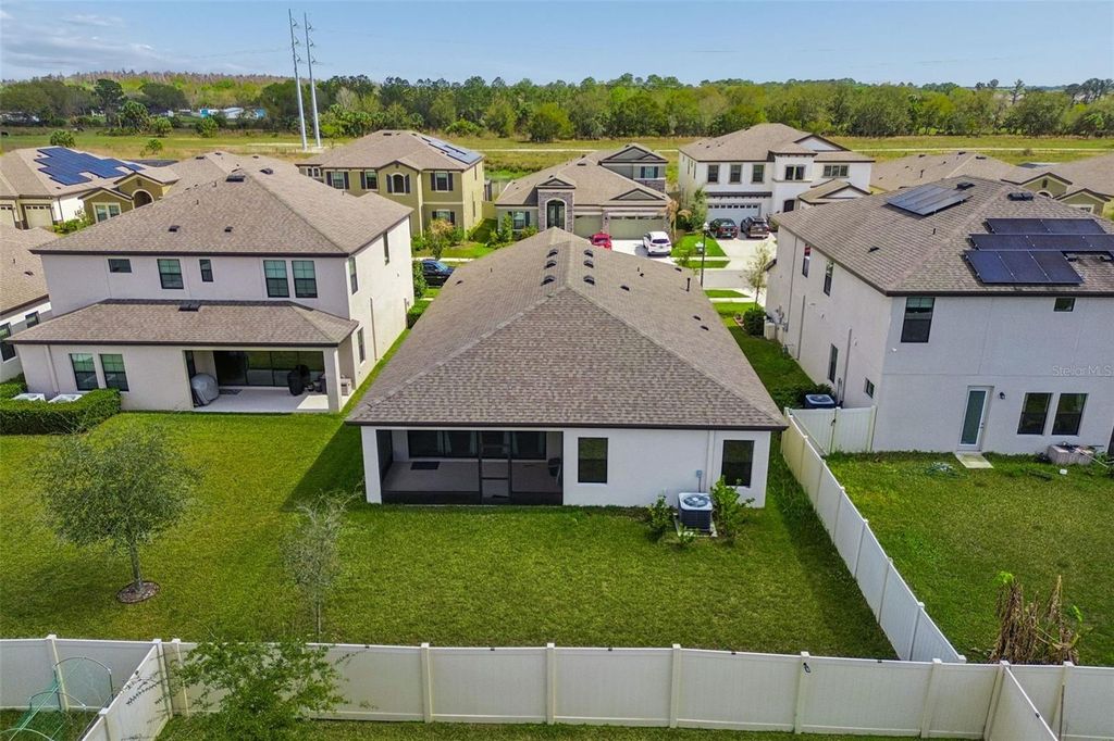 Image 49 of property listing at 12453 HORSESHOE BEND DRIVE, Lithia, FL 33547