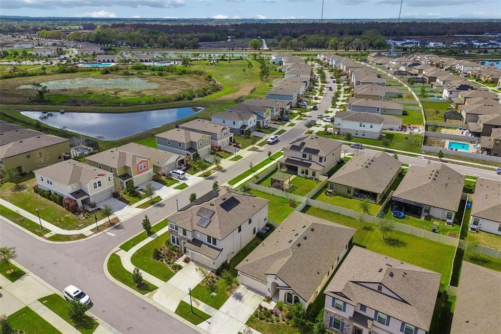 Image 55 of property listing at 12453 HORSESHOE BEND DRIVE, Lithia, FL 33547