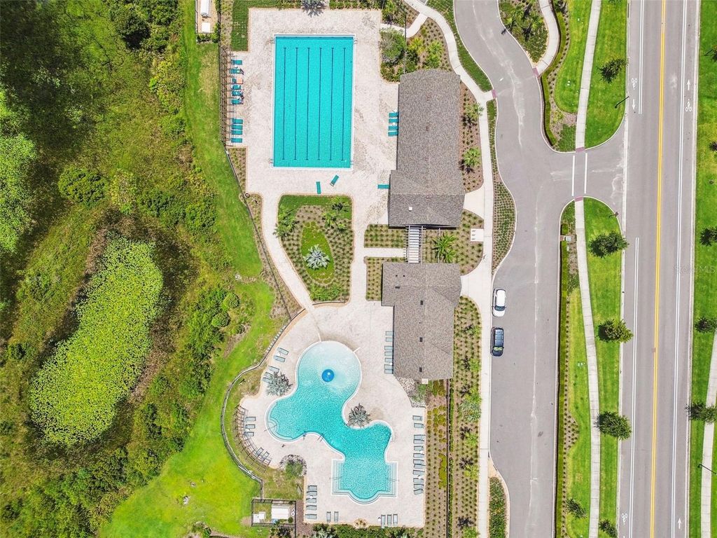 Image 65 of property listing at 12453 HORSESHOE BEND DRIVE, Lithia, FL 33547