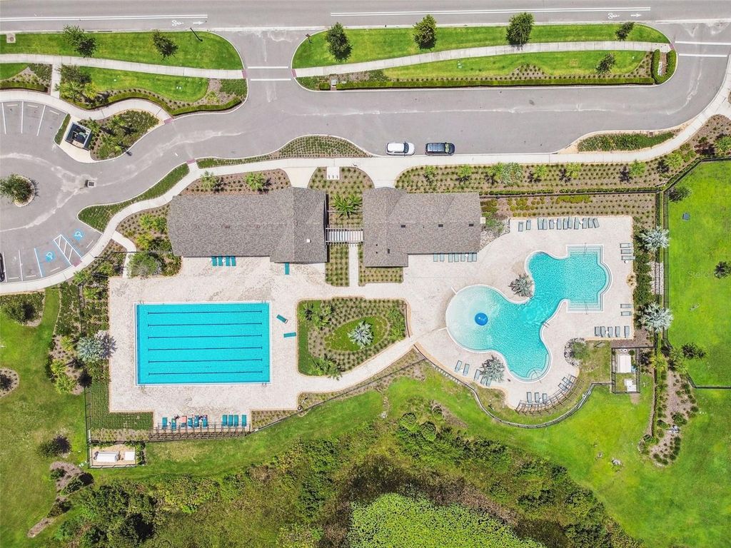 Image 66 of property listing at 12453 HORSESHOE BEND DRIVE, Lithia, FL 33547