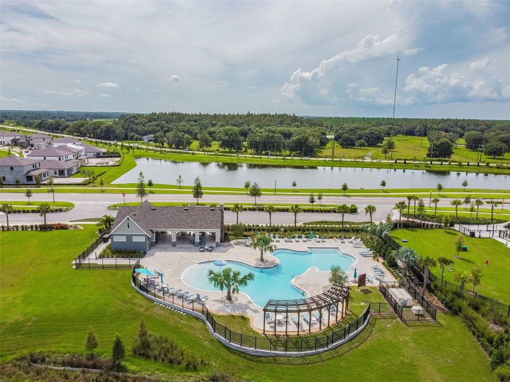 Image 78 of property listing at 12453 HORSESHOE BEND DRIVE, Lithia, FL 33547