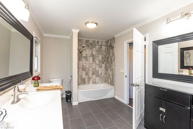 1910 Darwick Road, Winston-salem, NC 27127