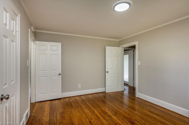 1910 Darwick Road, Winston-salem, NC 27127