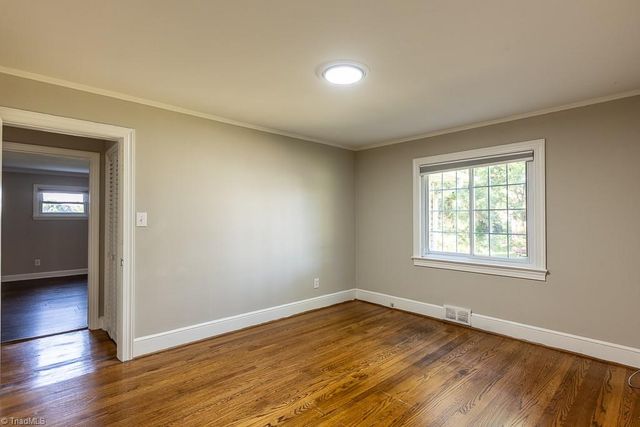 1910 Darwick Road, Winston-salem, NC 27127