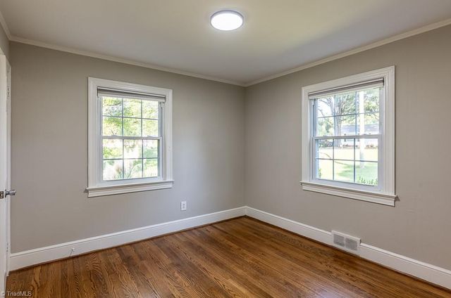 1910 Darwick Road, Winston-salem, NC 27127