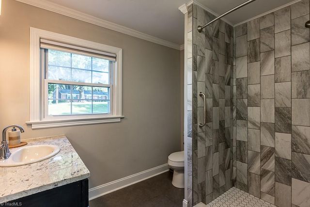 1910 Darwick Road, Winston-salem, NC 27127