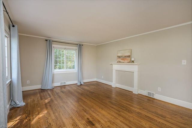 1910 Darwick Road, Winston-salem, NC 27127