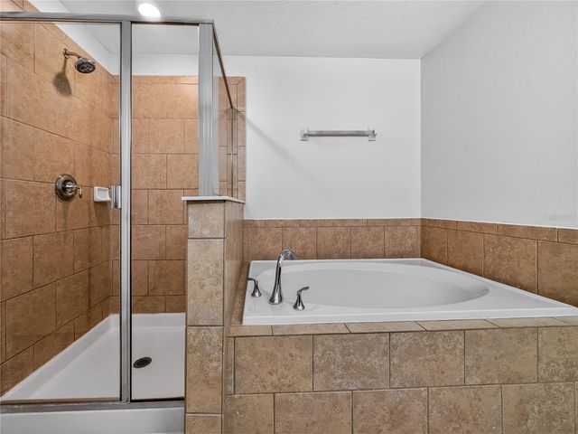 3002 BARGATE STREET, Orlando, FL 32824