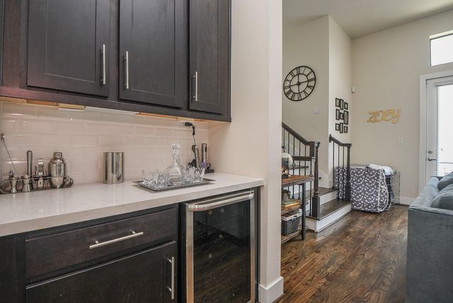 1204 Fowler Street, Houston, TX 77007