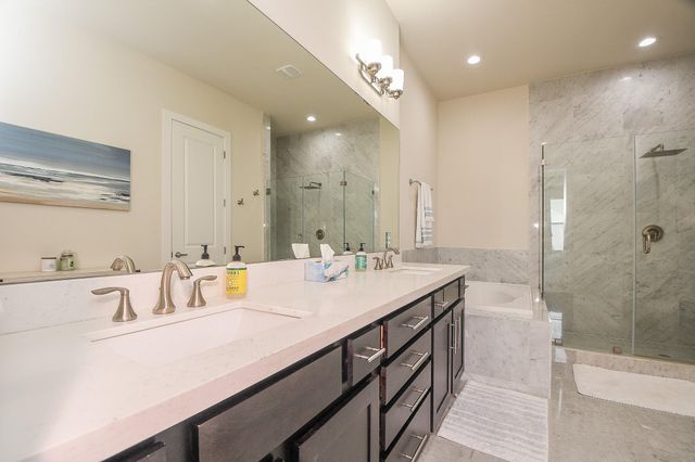 1204 Fowler Street, Houston, TX 77007