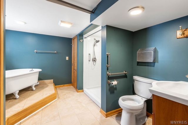 39 Walter Avenue, Tonawanda, NY 14150