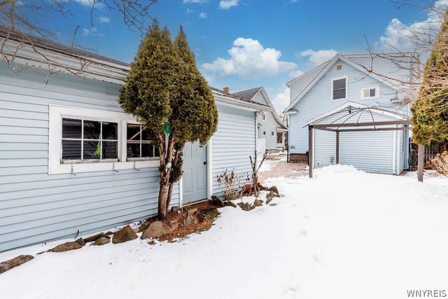 39 Walter Avenue, Tonawanda, NY 14150