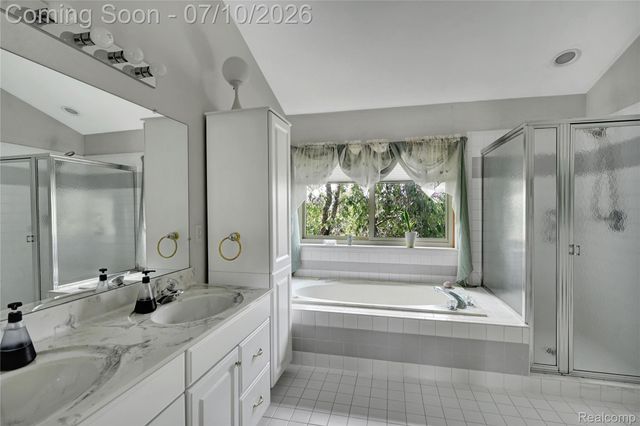 3200 Appleridge Drive, Pittsfield Charter Township, MI 48103