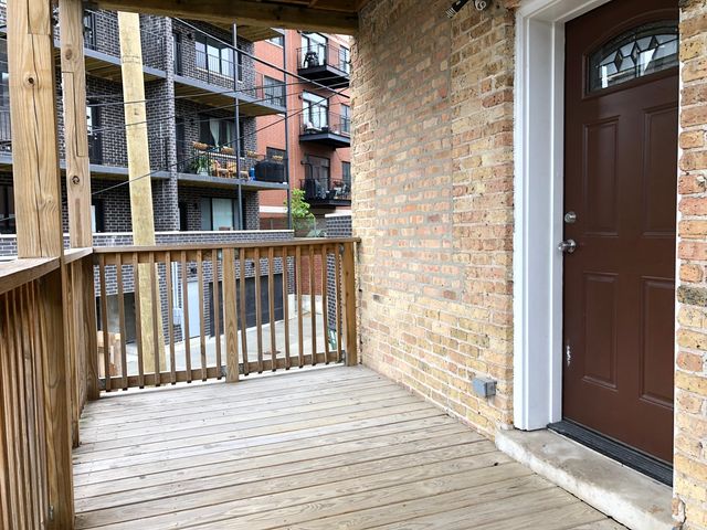 2765 W Francis Place 1, Chicago, IL 60647