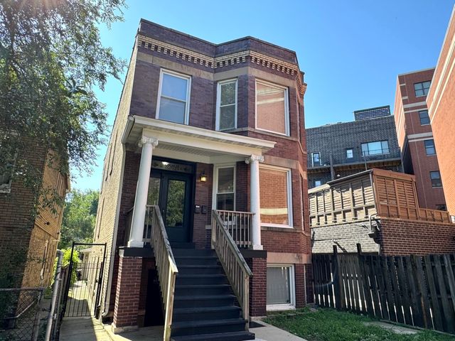 2765 W Francis Place 1, Chicago, IL 60647