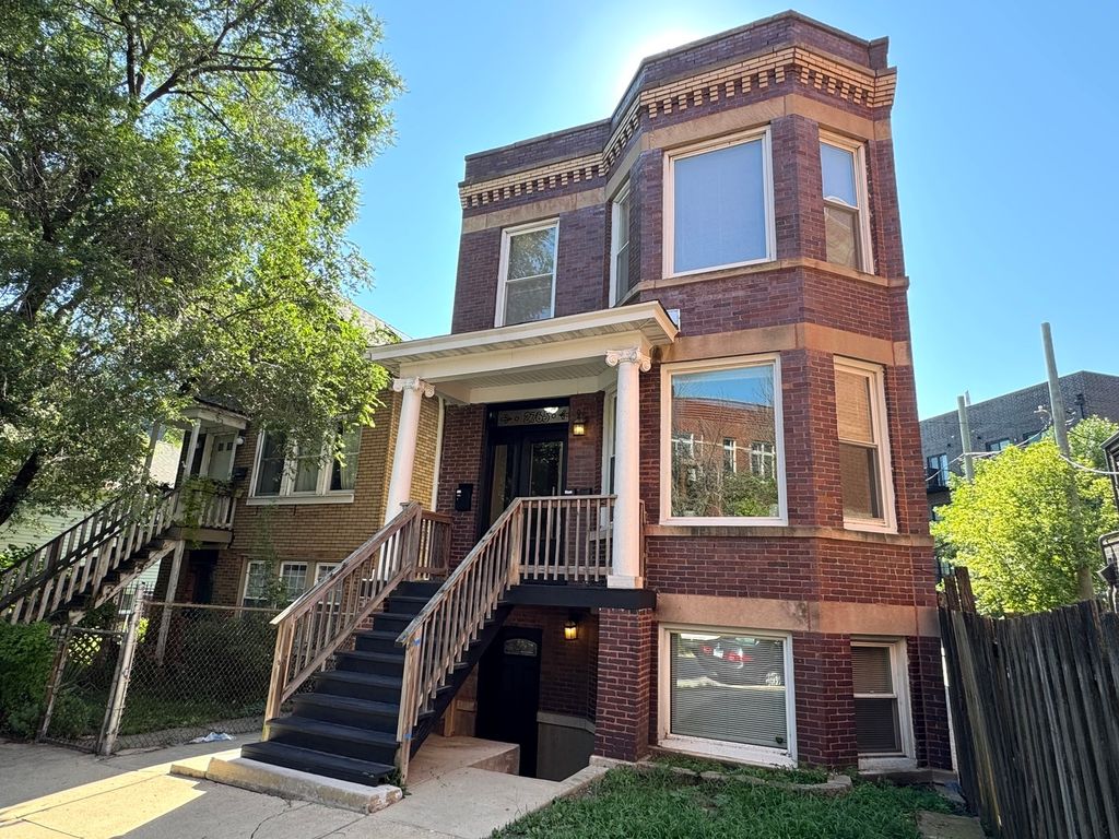 2765 W Francis Place 1, Chicago, IL 60647