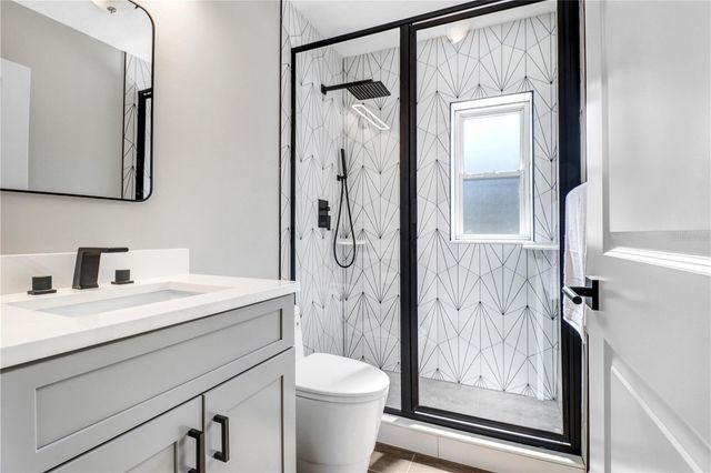 4018 S WEST SHORE BOULEVARD, Tampa, FL 33611