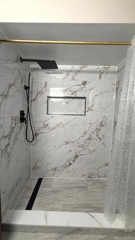 9323 S 80th Court, Hickory Hills, IL 60457