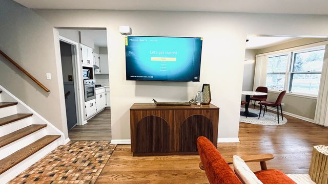 9323 S 80th Court, Hickory Hills, IL 60457