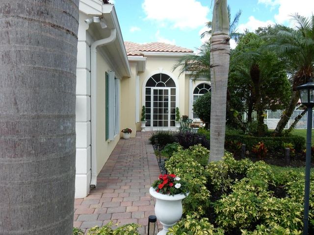 8259 Nevis Place, Wellington, FL 33414