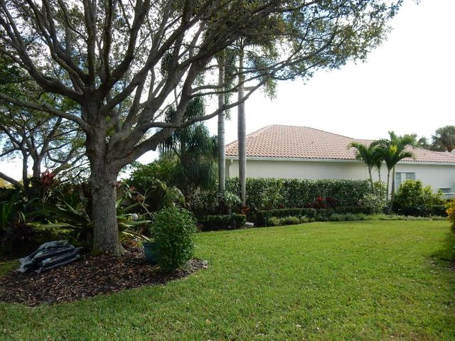 8259 Nevis Place, Wellington, FL 33414