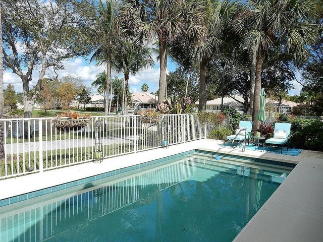 8259 Nevis Place, Wellington, FL 33414