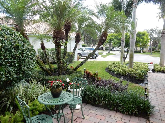 8259 Nevis Place, Wellington, FL 33414