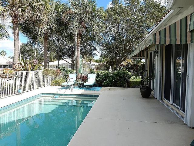 8259 Nevis Place, Wellington, FL 33414