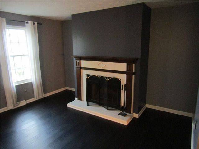 152 Aberdeen Dr, Mccandless, PA 15237