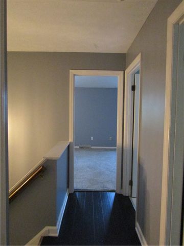 152 Aberdeen Dr, Mccandless, PA 15237
