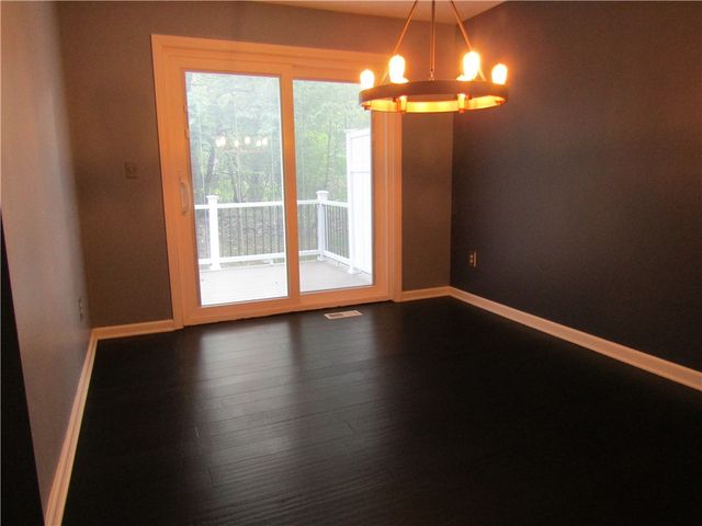 152 Aberdeen Dr, Mccandless, PA 15237
