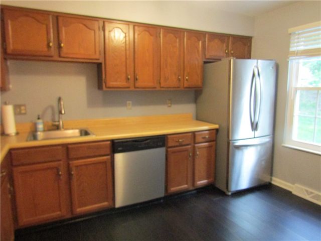 152 Aberdeen Dr, Mccandless, PA 15237