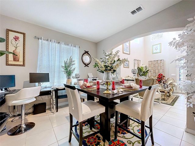 472 NW 6TH AVENUE NW, Ruskin, FL 33570