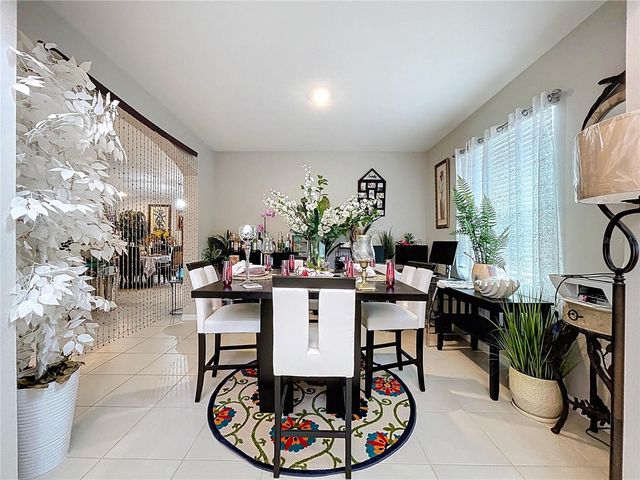 472 NW 6TH AVENUE NW, Ruskin, FL 33570