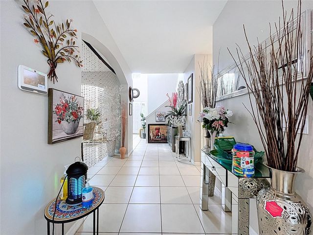 472 NW 6TH AVENUE NW, Ruskin, FL 33570