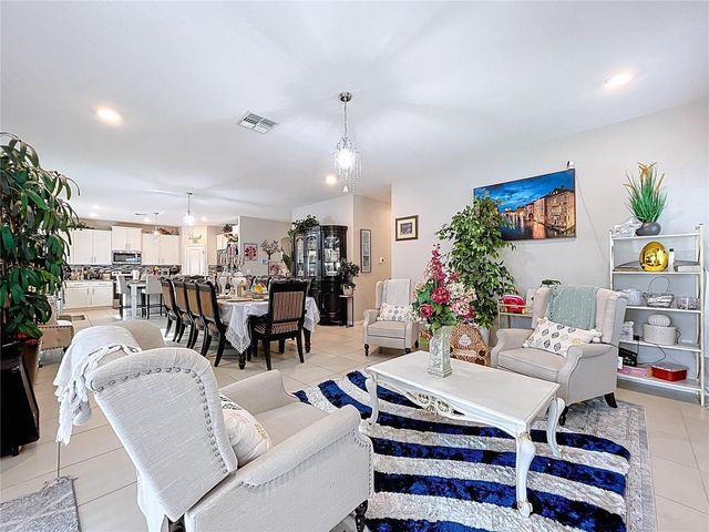 472 NW 6TH AVENUE NW, Ruskin, FL 33570