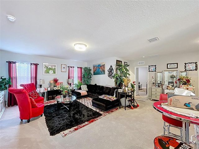 472 NW 6TH AVENUE NW, Ruskin, FL 33570