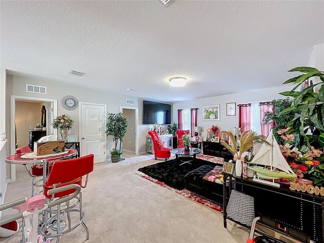 472 NW 6TH AVENUE NW, Ruskin, FL 33570