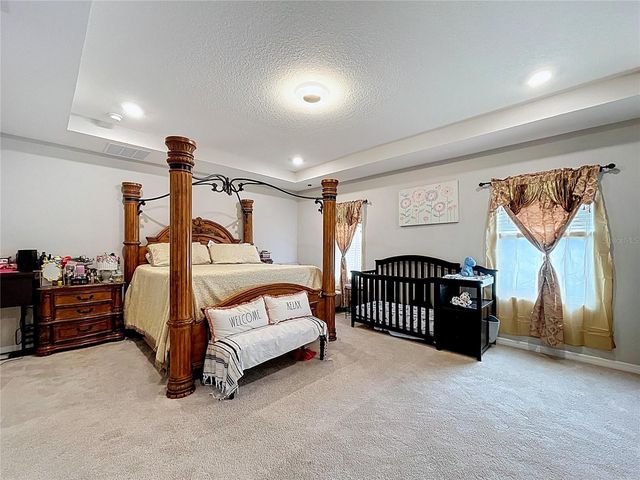 472 NW 6TH AVENUE NW, Ruskin, FL 33570