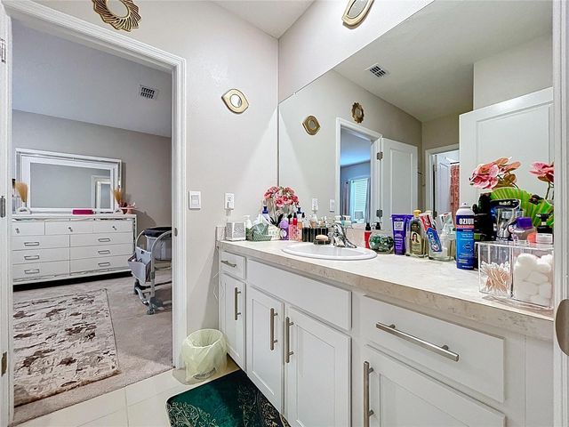 472 NW 6TH AVENUE NW, Ruskin, FL 33570