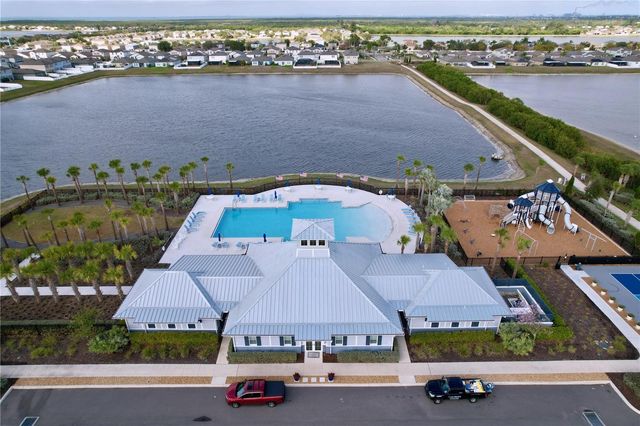 472 NW 6TH AVENUE NW, Ruskin, FL 33570