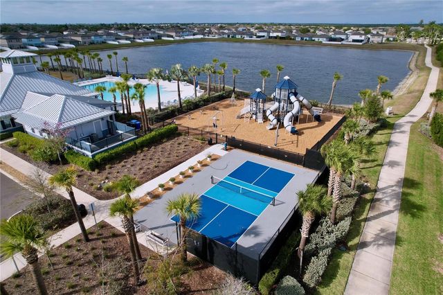 472 NW 6TH AVENUE NW, Ruskin, FL 33570