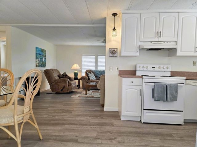 3213 SYCAMORE TERRACE, Sarasota, FL 34237