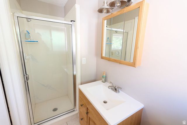 335 N 750 E, Kaysville, UT 84037