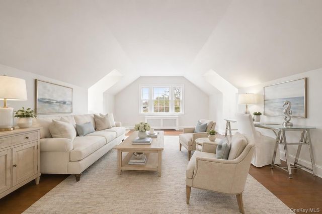 47 Brookfield Place, Pleasantville, NY 10570