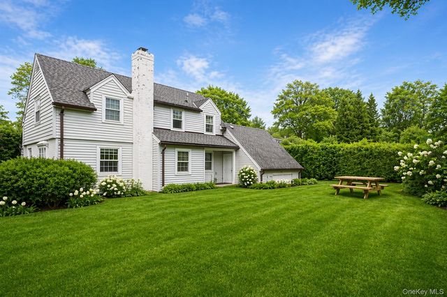 47 Brookfield Place, Pleasantville, NY 10570