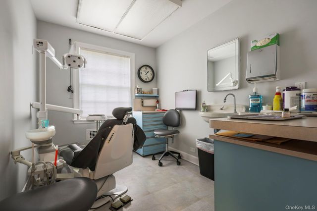 47 Brookfield Place, Pleasantville, NY 10570