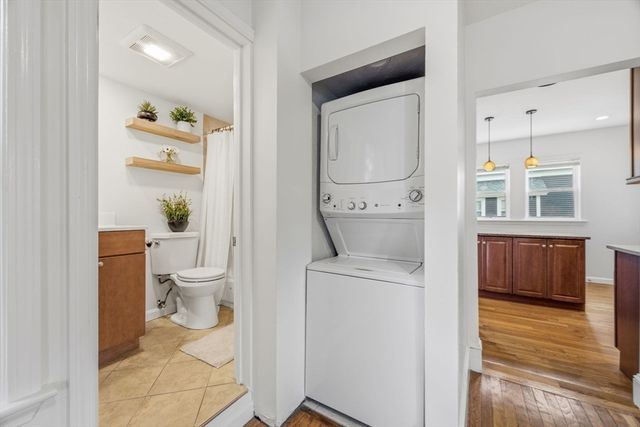 16 Linwood St, Holbrook, MA 02343