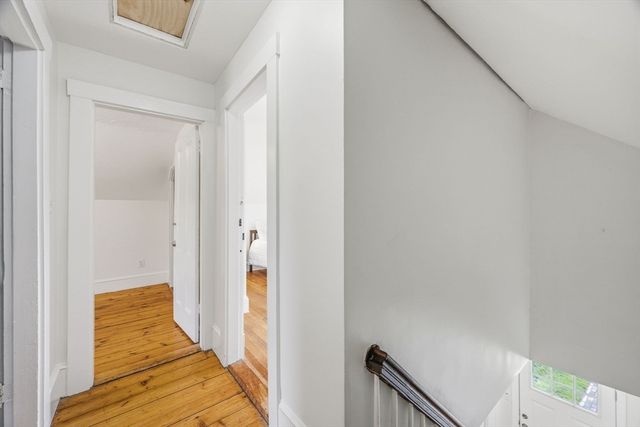 16 Linwood St, Holbrook, MA 02343